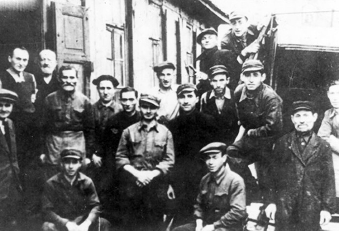 חסיד אומות עולם פולני עם יהודים שהציל (צילום:  ויקיפדיה)