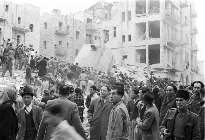 פיגוע ברחוב בן יהודה בירושלים, במהלך מלחמת העצמאות (צילום:  ויקיפדיה)