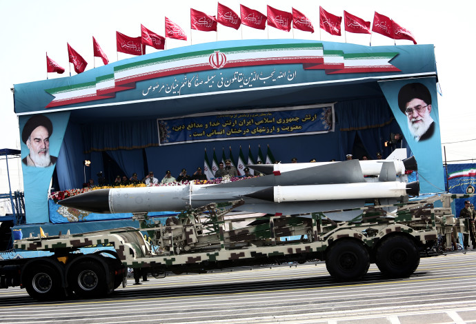 טיל איראני (צילום:  AFP)