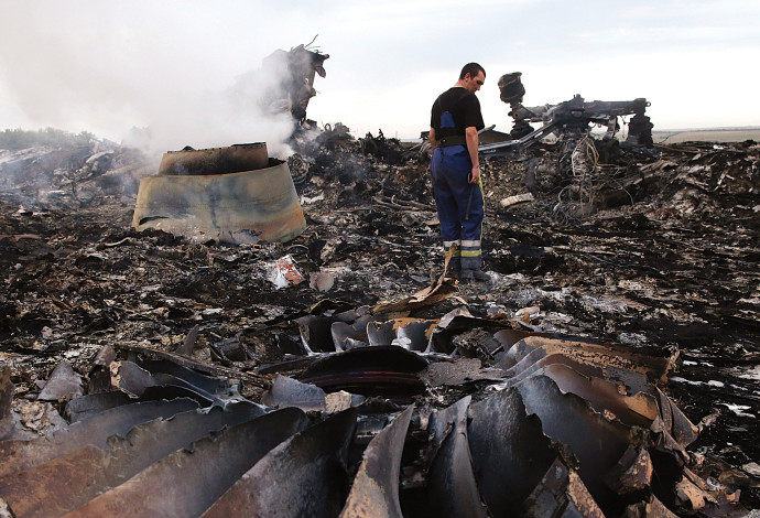 התרסקות המטוס המלזי באוקראינה (צילום:  רויטרס)