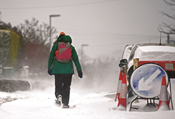 סופת שלגים בבריטניה (צילום:  AFP)