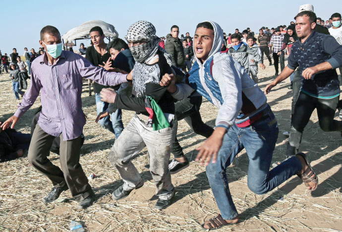 הפגנה בגבול עזה (צילום:  AFP)