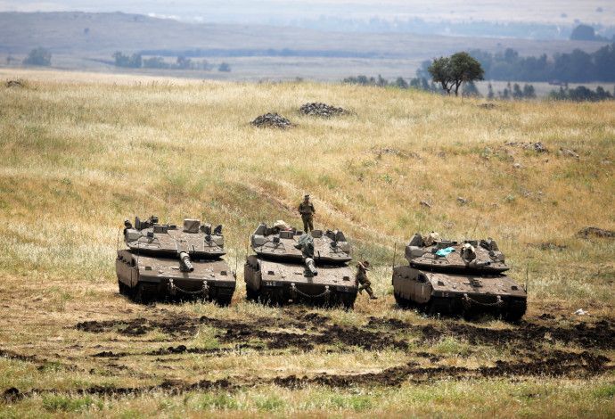 טנקים של צה"ל ברמת הגולן (צילום:  רויטרס)