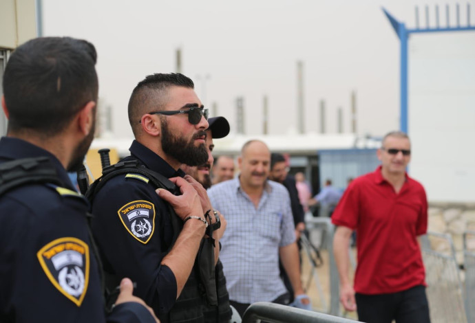 שוטרים בירושלים (צילום:  דוברות המשטרה)
