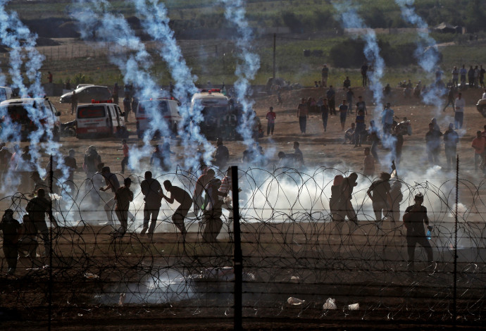מהומות בגבול רצועת עזה (צילום:  AFP)