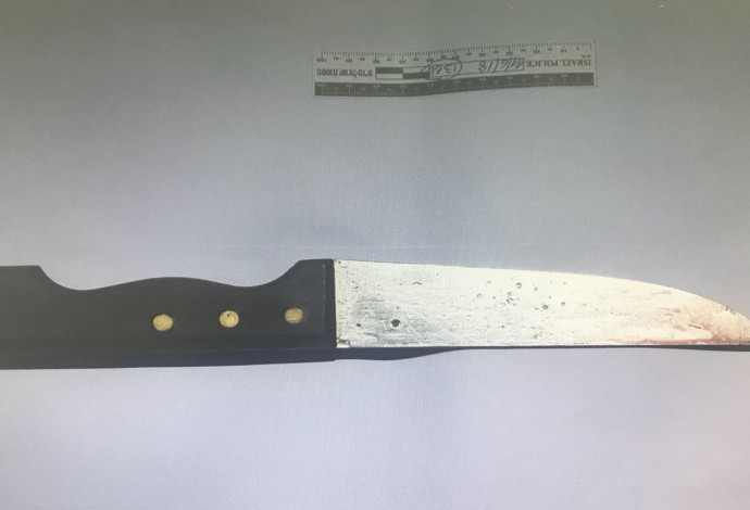 הסכין של המחבל מג'נין (צילום:  דוברות המשטרה)