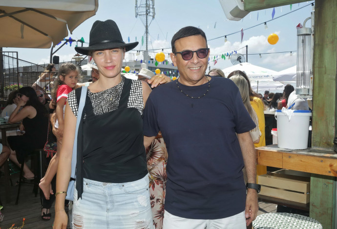 רוני מאנה, ג'ני צ'רוואני (צילום: שוקה כהן)