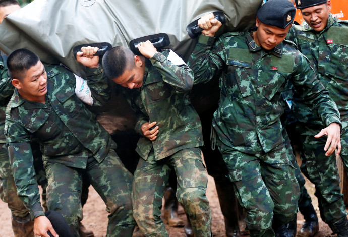 חילוץ הנעדרים בתאילנד (צילום:  רויטרס)