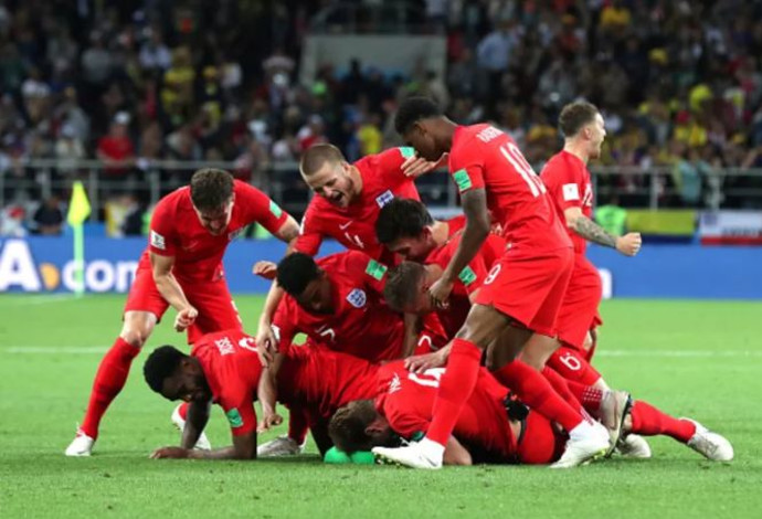 נבחרת אנגליה עולה לרבע גמר במונדיאל (צילום:  Getty images)