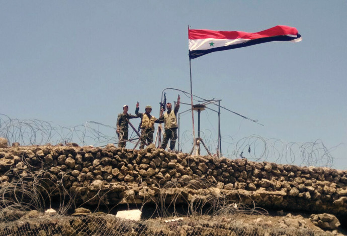 חיילים סורים בקוניטרה  (צילום:  רויטרס)