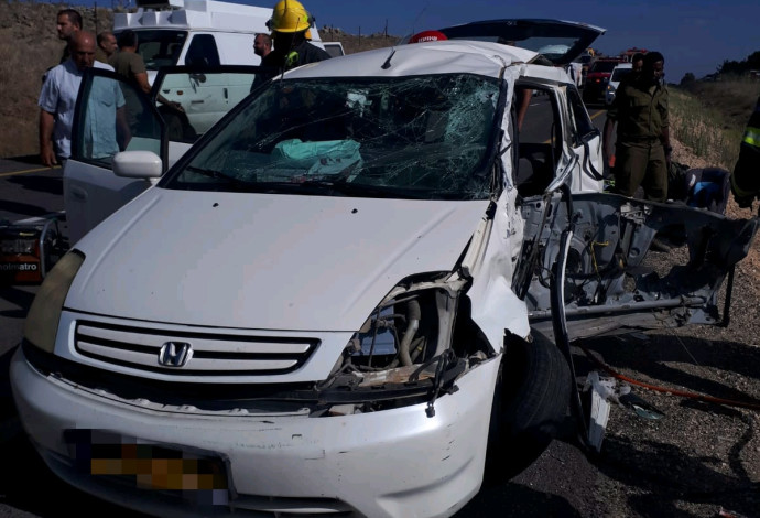 תאונת הדרכים בגולן (צילום:  אוהד קדוש תיעוד מבצעי מד״א)