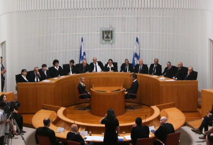 שופטי בית המשפט העליון (צילום:  מרק ישראל סלם)