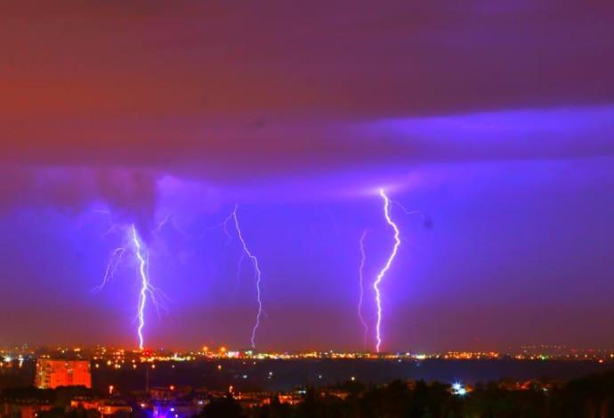 סופת ברקים (צילום:  סיני דודפור)