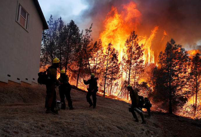 שריפת ענק בקליפורניה (צילום:  רויטרס)