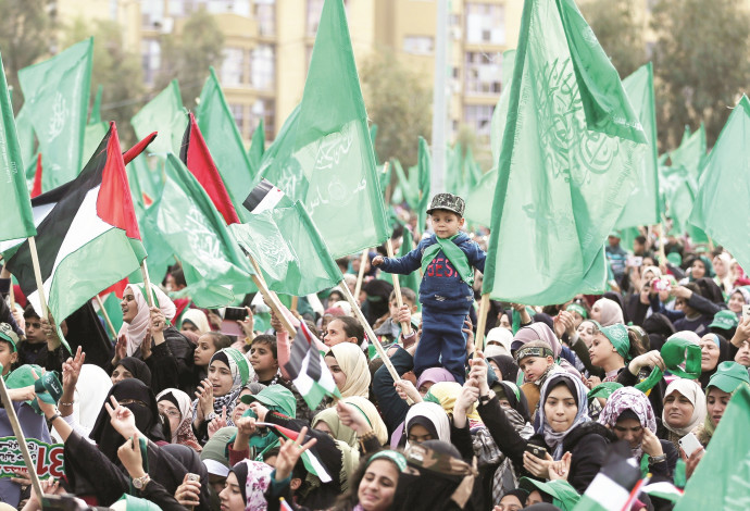 חגיגות יום השנה ה־31 להקמת חמאס  (צילום:  רויטרס)