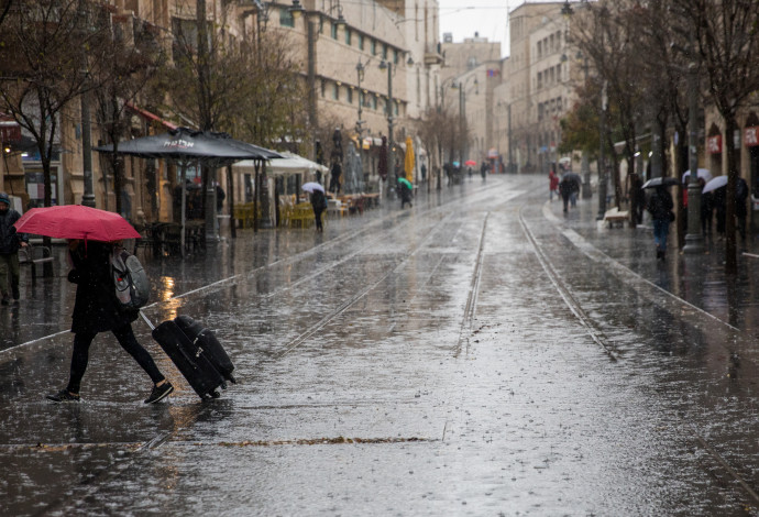 גשם שוטף בירושלים (צילום:  יונתן זינדל, פלאש 90)