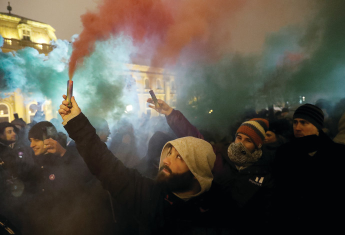מחאה חברתית בבודפשט (צילום:  רויטרס)