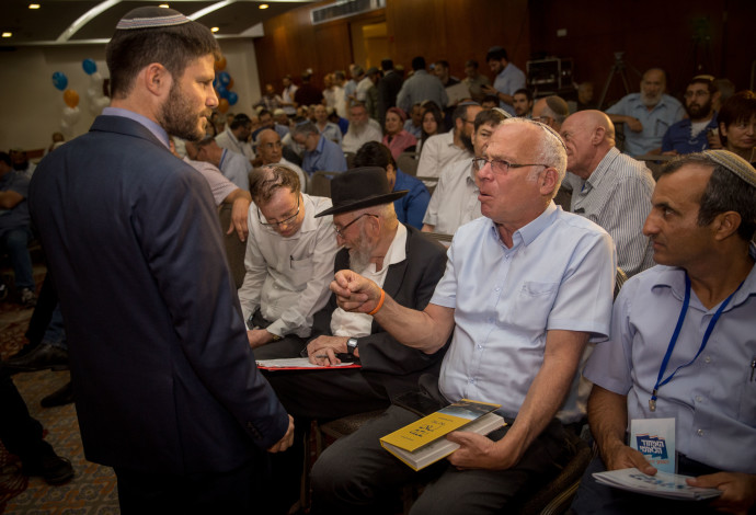 אורי אריאל ובצלאל סמוטריץ' (צילום:  יונתן זינדל, פלאש 90)