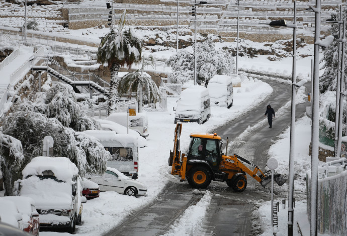 שלג בירושלים (צילום:  פלאש 90)