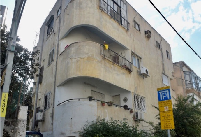 בניין ישן בתל אביב (צילום:  אבשלום ששוני)