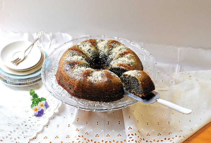 עוגת פרג (צילום:  פסקל פרץ רובין, אנטולי מיכאלו, מתוך הספר "העוגות של פסקל")