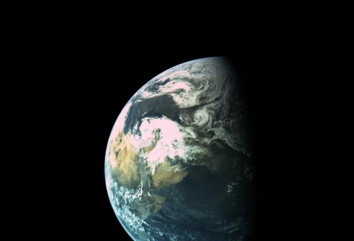 צילום של כדור הארץ מתוך החללית הישראלית "בראשית" (צילום:  בראשית)