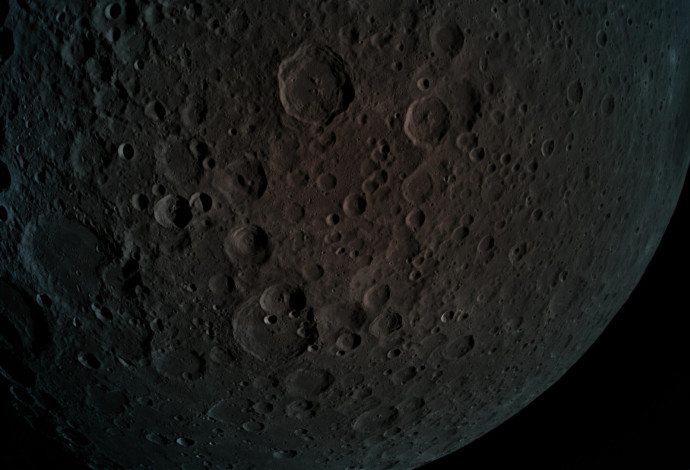 הירח כפי שהוא נראה מהחללית הישראלית "בראשית" (צילום:  בראשית)