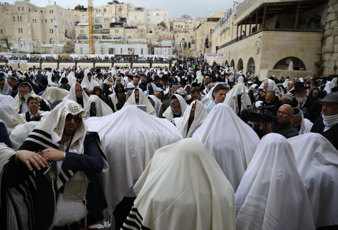 ברכת הכהנים בכותל המערבי (צילום:  מרק ישראל סלם)