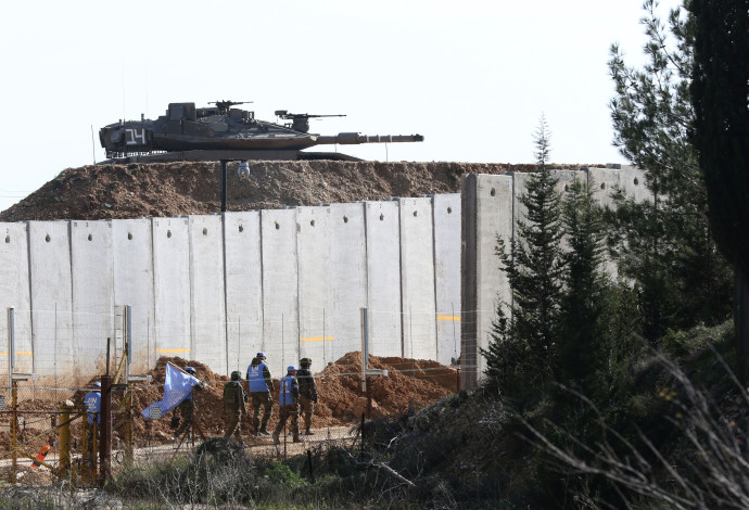 כוח יוניפי''ל בגבול ישראל לבנון (צילום: AFP)