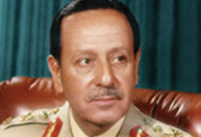 מפקד הצבא הירדני, הגנרל שריף זייד בן־שאכר  (צילום:  ויקיפדיה)