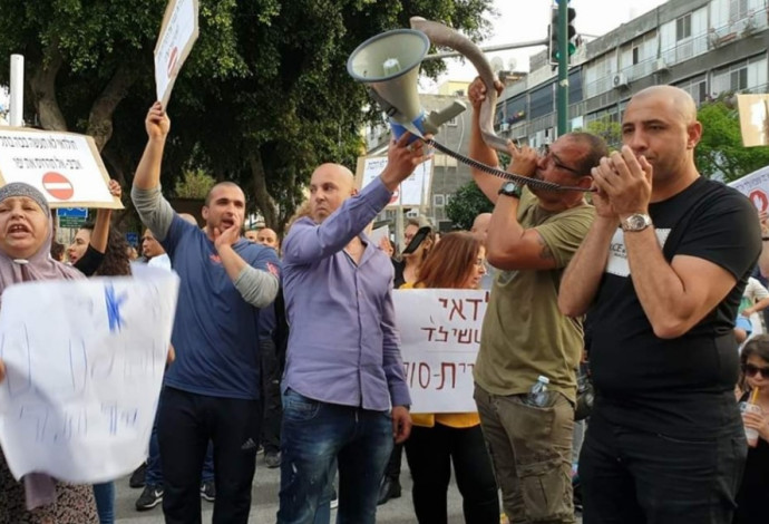 ההפגנה בשדרות ירושלים ביפו נגד התכנית החדשה של הרכבת הקלה (צילום:  אור לוי)