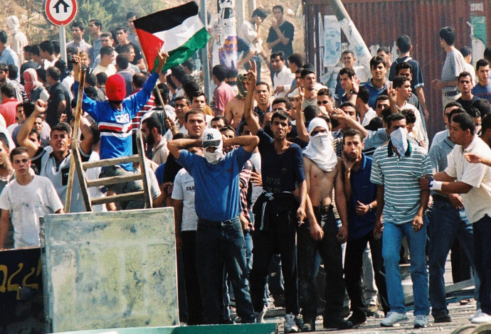 מהומות אוקטובר 2000 (צילום:  יוסי זמיר פלאש  90)