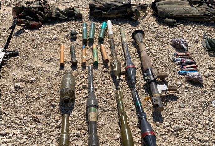 כלי נשק מניסיון הפיגוע בגבול רצועת עזה (צילום:  דובר צה"ל)