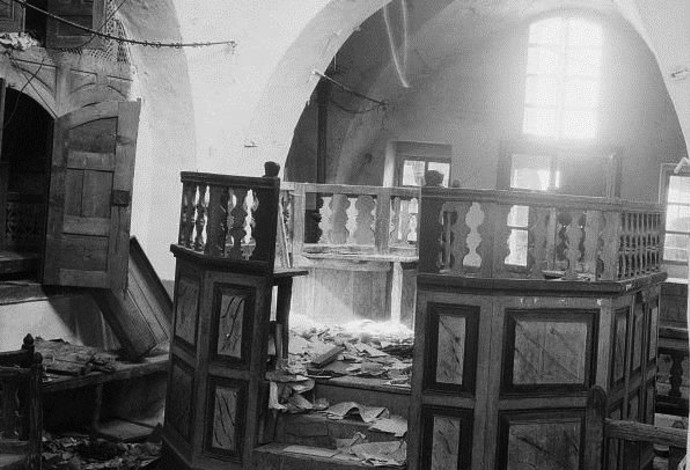 בית הכנסת שנהרס בחברון במאורעות תרפ"ט (צילום:  ויקיפדיה)