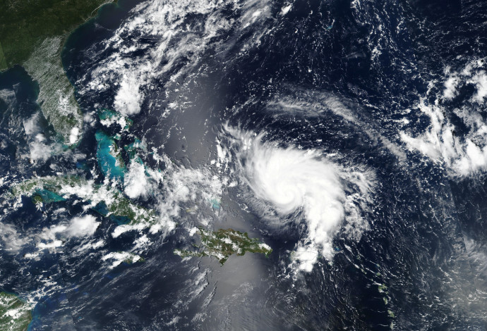תצלום לווייני של הוריקן דוריאן ליד פלורידה (צילום:  רויטרס)