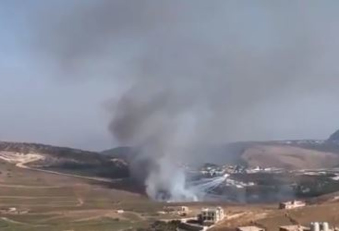 חילופי אש בגבול לבנון (צילום:  רשתות ערביות)
