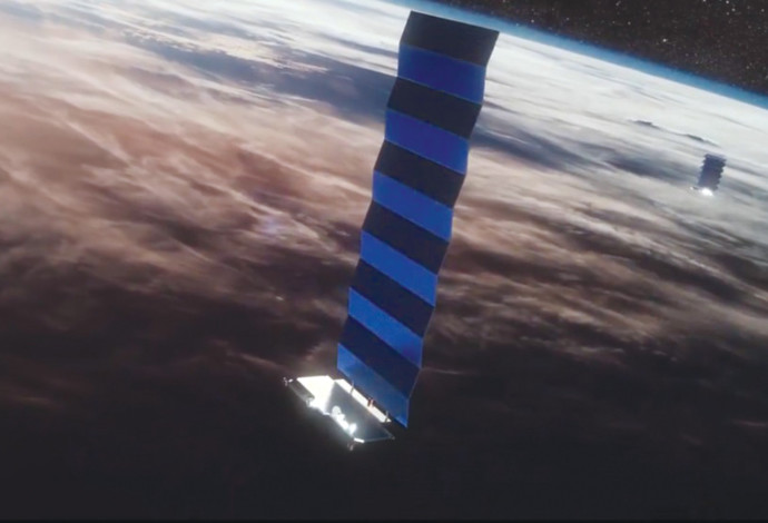 לוויין סטארלינק 44 (צילום:  spacex)