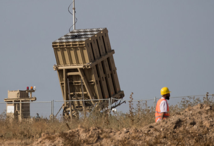 כיפת ברזל סמוך לשדרות (צילום:  יונתן זינדל, פלאש 90)