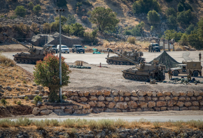 כוחות ארטילריה של צה"ל ברמת הגולן (צילום:  באסל עווידאת, פלאש 90)
