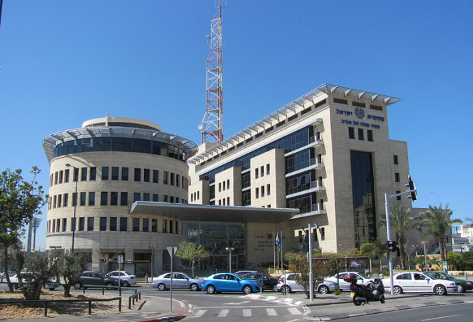 משטרת מחוז תל אביב ומטה מרחב יפתח (צילום:  Gellerj, ויקיפדיה)