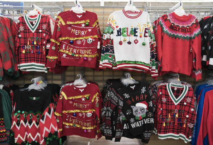 סוודרים של חג המולד (צילום:  Sarah Silbiger/Getty Images)