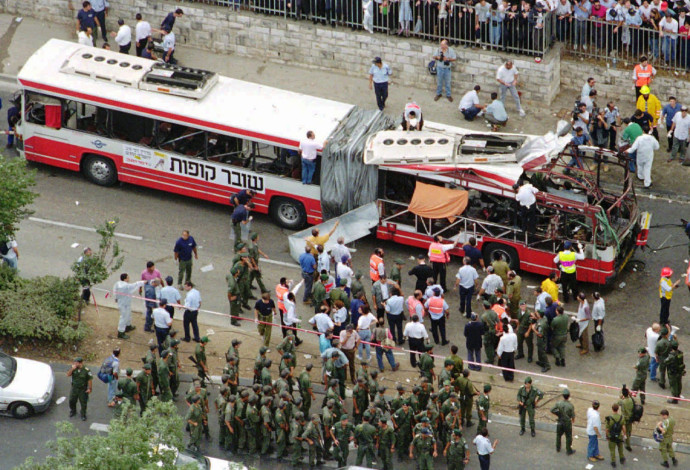 פיגוע התאבדות בקו 26 בירושלים (צילום:  יוסי אלוני)