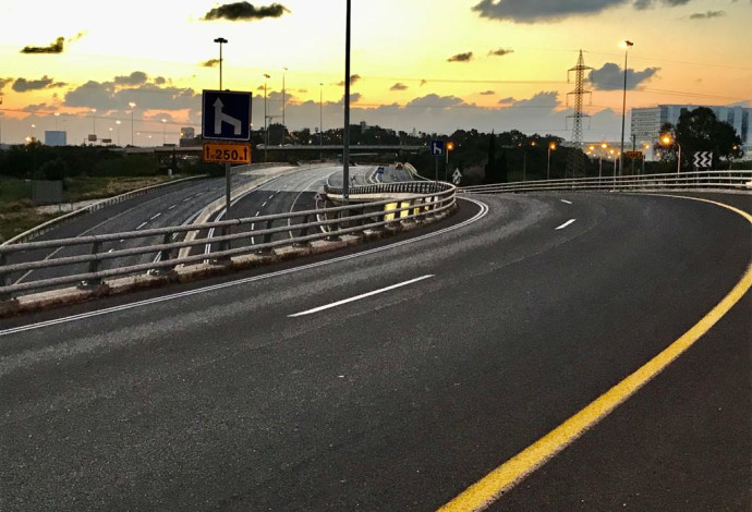 כבישים ריקים, סגר על ישראל (צילום:  אבשלום ששוני)