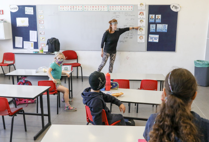 הלימודים בבתי הספר בישראל מתחדשים (צילום:  מרק ישראל סלם)