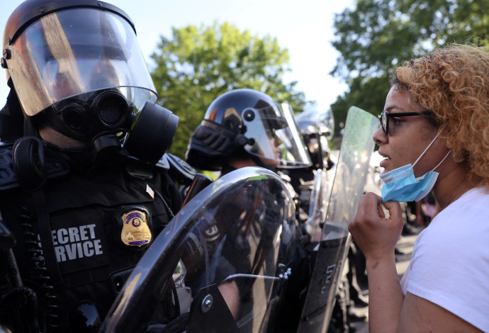 מחאות בוושינגטון נגד אלימות שוטרים (צילום:  REUTERS/Jonathan Ernst)