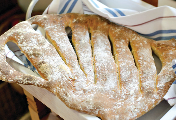 לחם פוגאס צרפתי (צילום:  פסקל פרץ-רובין)
