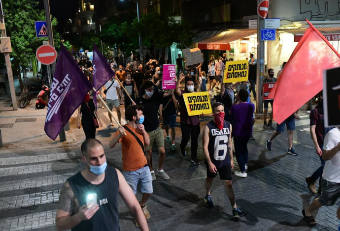 הפגנת המחאה בתל אביב (צילום:  אבשלום ששוני)