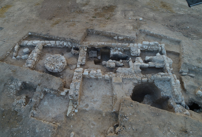 המסבנה (צילום:  אמיל אלג'ם, רשות העתיקות)