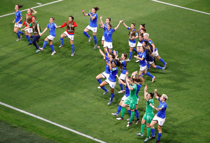 אליפות העולם לנשים 2019 - ברזיל מול צרפת (צילום:  REUTERS/Bernadett Szabo)