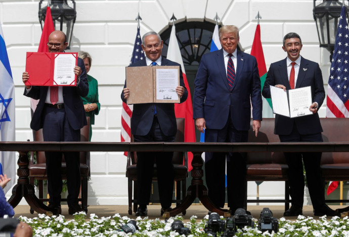 טקס חתימת הסכם השלום בוושינגטון (צילום:  רויטרס)